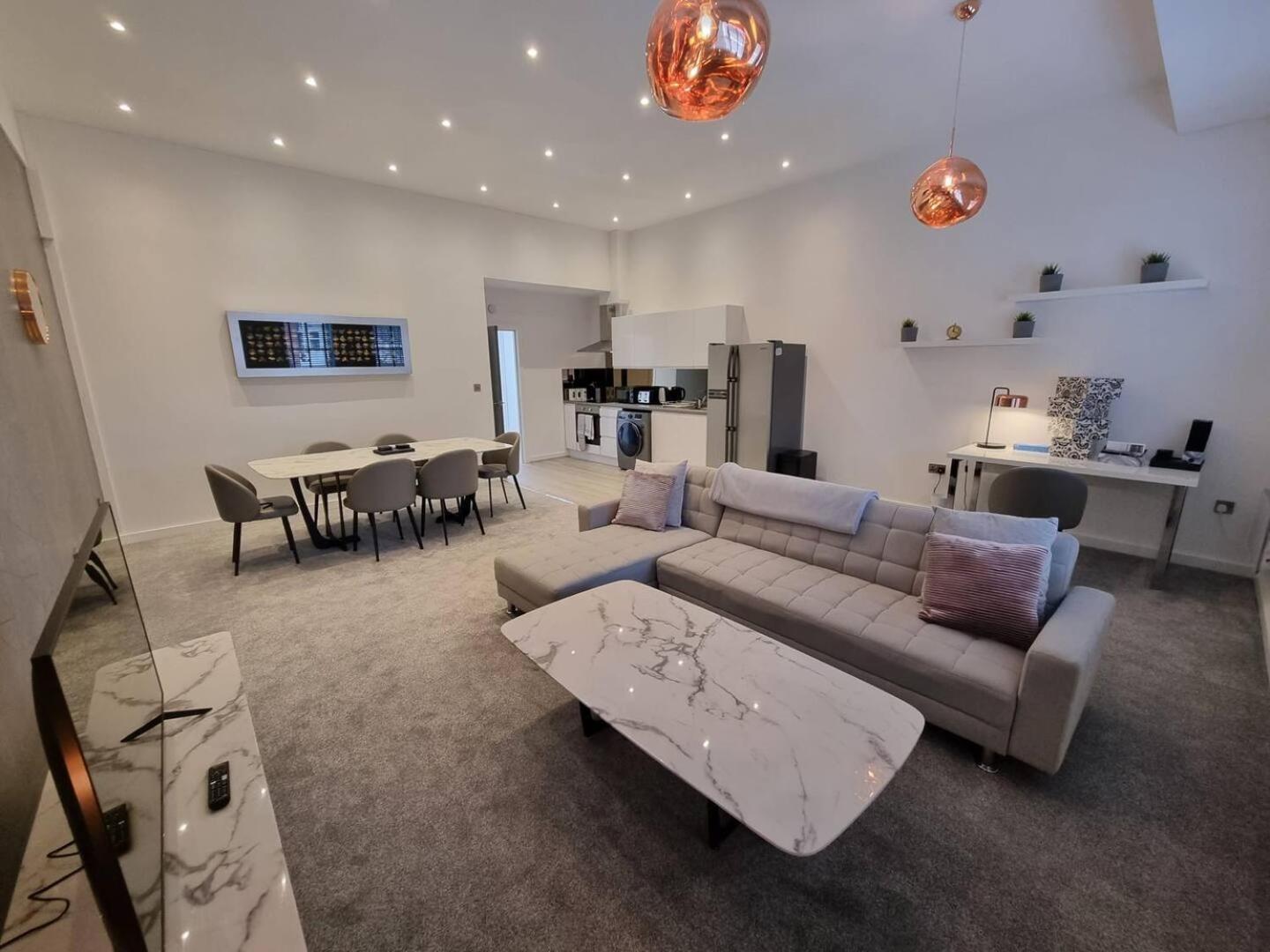 Stunning 1 Bed Apt Minutes From Bham City Centre! Бірмінгем Екстер'єр фото
