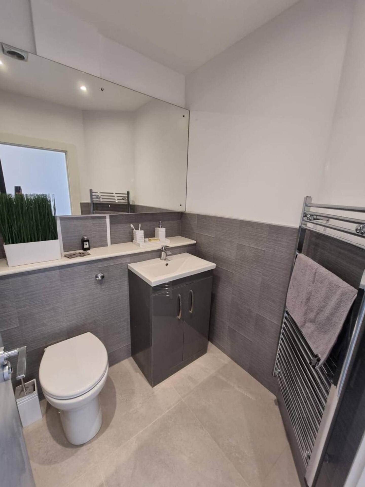 Stunning 1 Bed Apt Minutes From Bham City Centre! Бірмінгем Екстер'єр фото